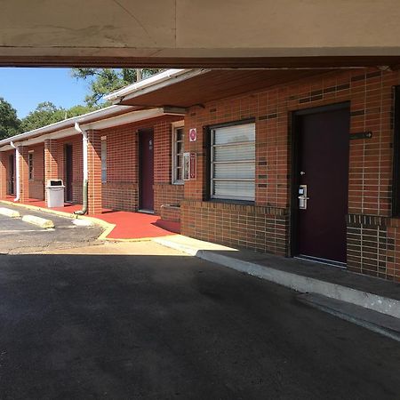 Best Value Inn Motel Sandusky Marianna Exteriör bild