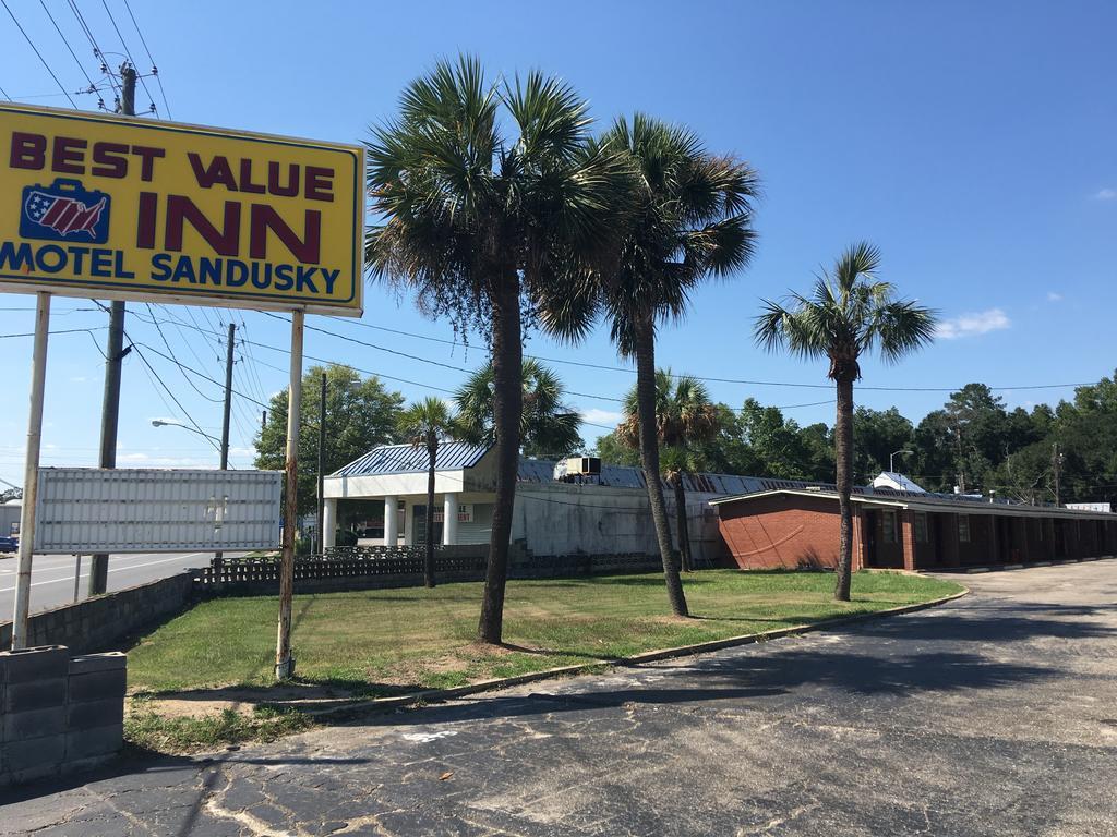 Best Value Inn Motel Sandusky Marianna Exteriör bild