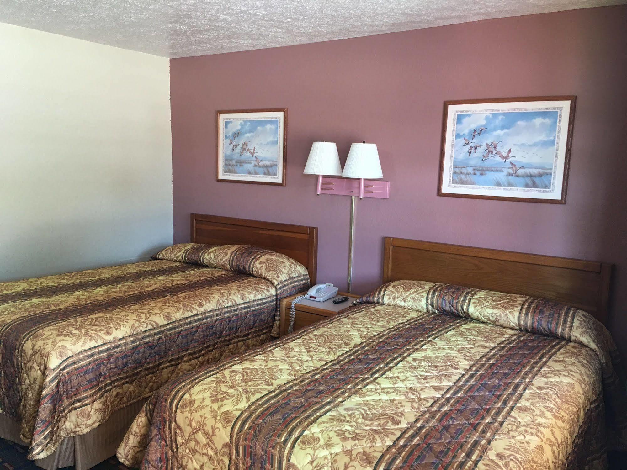 Best Value Inn Motel Sandusky Marianna Exteriör bild
