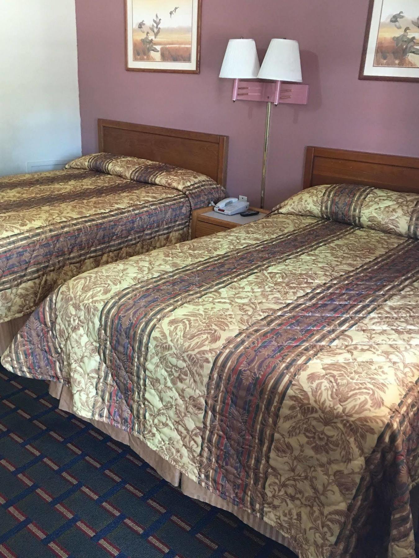 Best Value Inn Motel Sandusky Marianna Exteriör bild