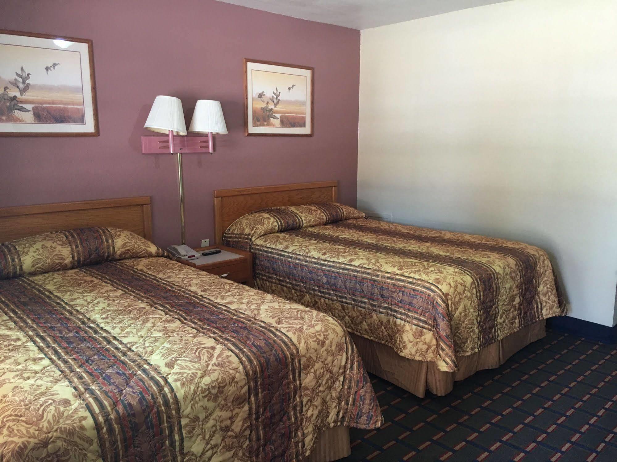 Best Value Inn Motel Sandusky Marianna Exteriör bild